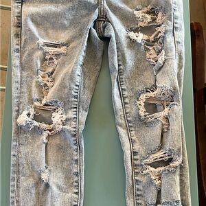 American Eagle Distressed Light Wash Level Stretch Jeans size 6